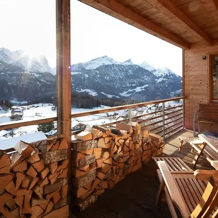 Alp N' Rose Apartment *