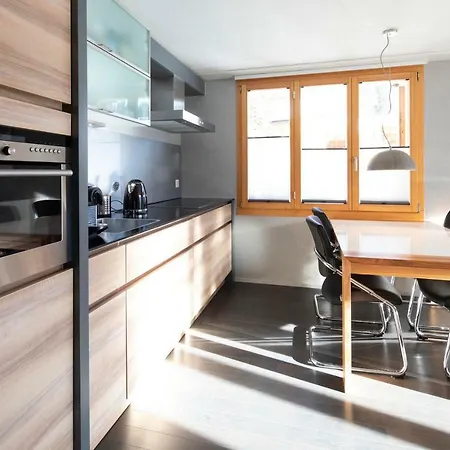 Alp N' Rose Apartment