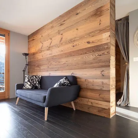 Alp N' Rose Apartment